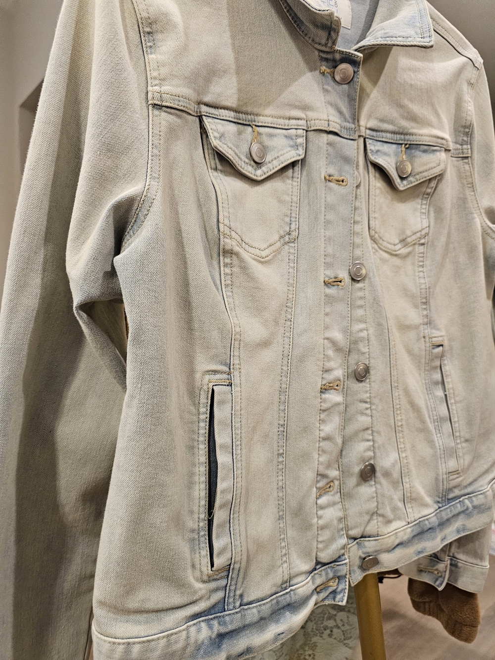 No Boundaries Light Wash Denim Jean Jacket - Pale Blue